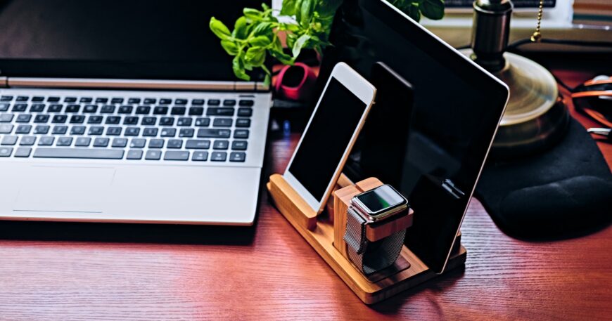 Communication set with wooden stand, smart watch, tablet PC